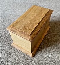 Pet Cremation Urn, Memorial Casket Bamboo Wooden ***Small For DOG FOR ASHES***