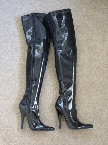 New black glossy - black, pvc