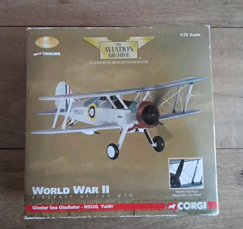 Corgi aviation archive gloster - corgi,