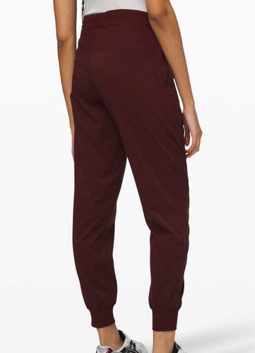 Lululemon dance studio - lululemon,