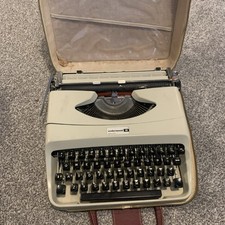 Vintage 60s UNDERWOOD 18 Portable Typewriter Retro Working Needs Service