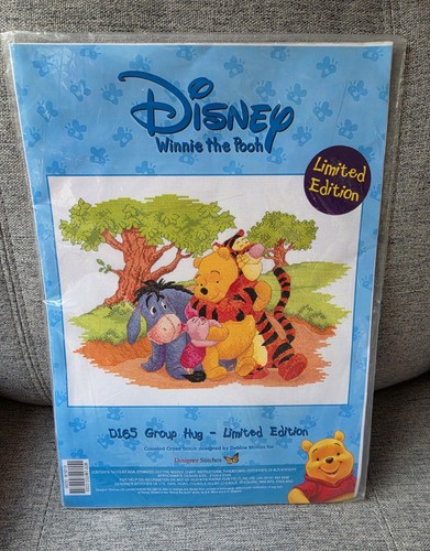 Disney winnie the pooh - winnie, cross