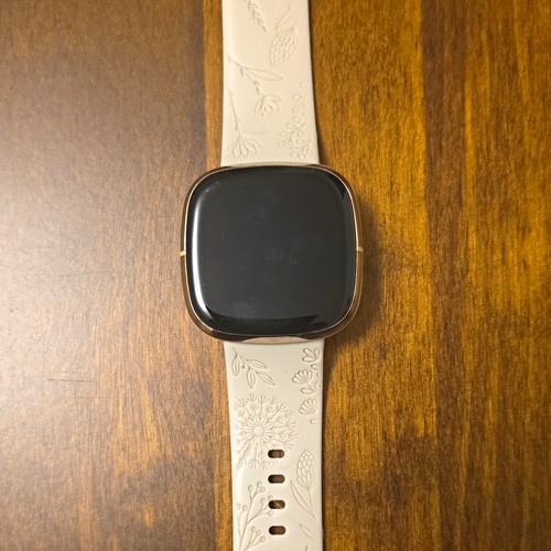 Fitbit sense gold 40mm - 2,