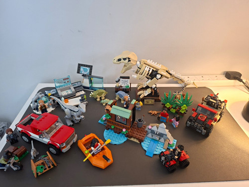 Lego jurassic world - world, lot