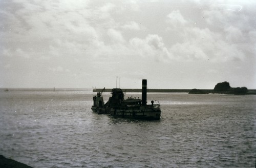 Old negative boat somewhere - old,