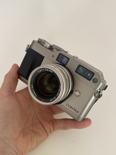 Contax camera with - with, planar