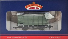 Bachmann 38-081B 12 Ton Southern 2+2 Planked Vent Van in BR (M) Grey Livery