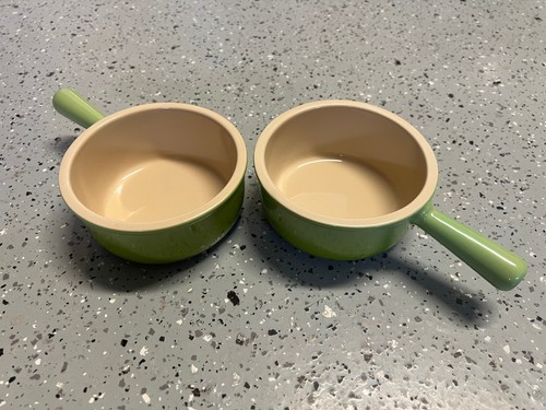 Set le creuset - (two),