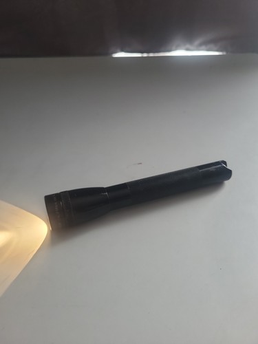 Mini maglite torch - 2,