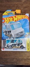 Hot Wheels White Quick Bite