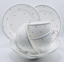 Royal Grafton Bone China 2 x