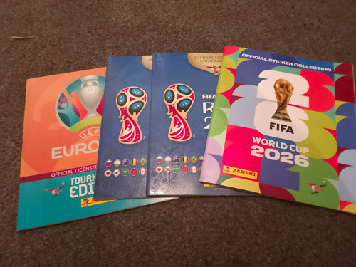 Panini empty albums 400 - x4,