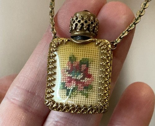 Vintage delightful miniature - delightful,