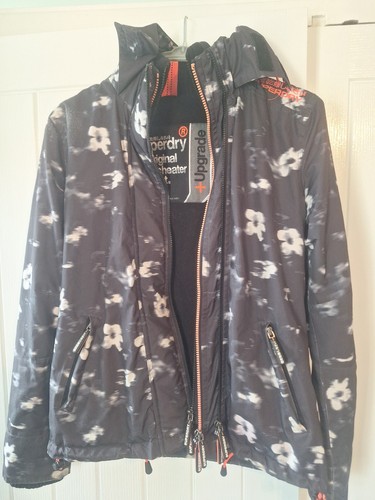 Small ladies superdry coat - small,