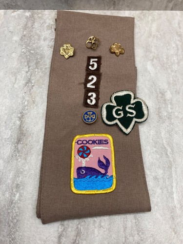 Brownie sash with patches - brownie,