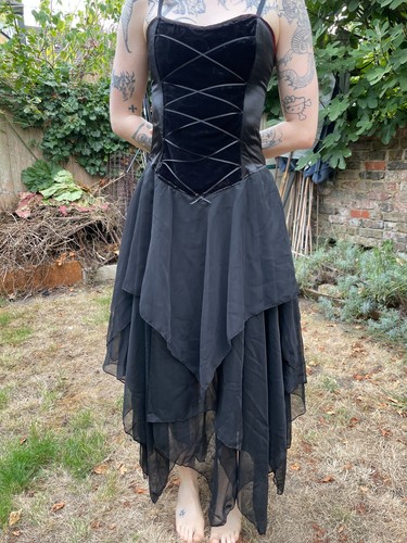 Black gothic velvet - black, +