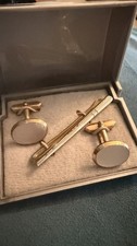 Gold Colour Vintage Mother of