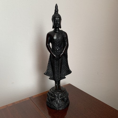 Thai buddha birthday sunday - thai,