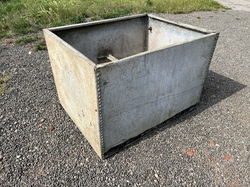 Vintage riveted galvanised - vintage,