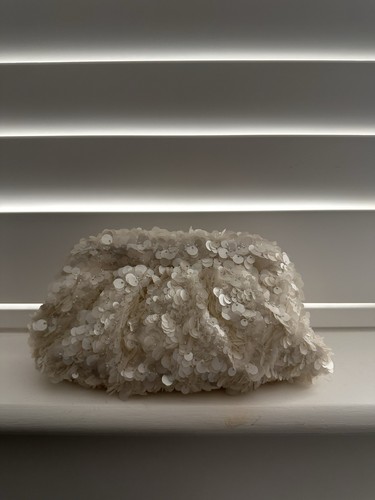 Quiz white clutch - white, with