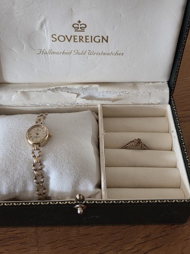 Sovereign 9ct gold ladies - 9ct,