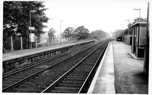Godstone train station - godstone,