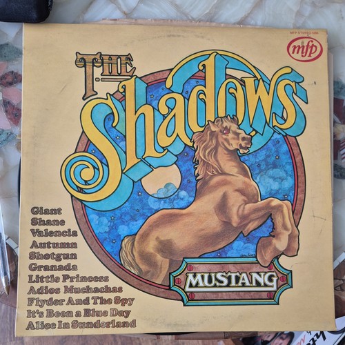 The shadows mustang 12 - shadows,,
