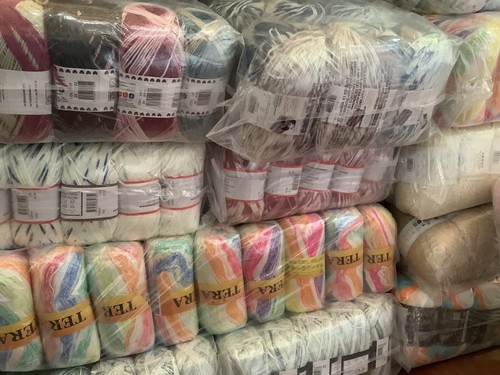 Knitting crochet wool yarn - &, wool/yarn