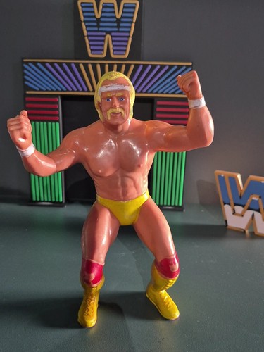 Wwf hulk hogan - hogan, sports