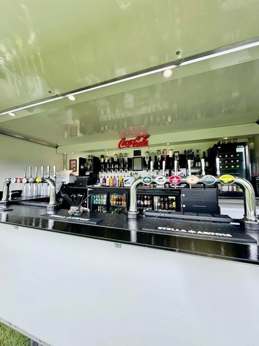 Mobile bar trailer - mobile,