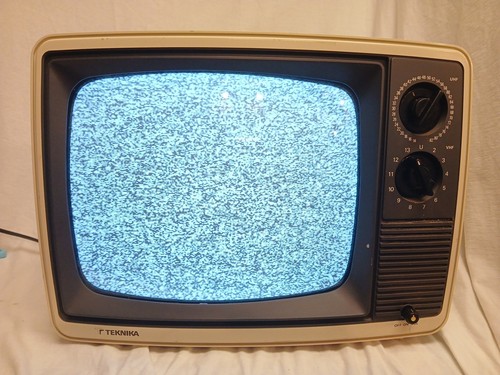 1982 vintage crt - vintage, retro