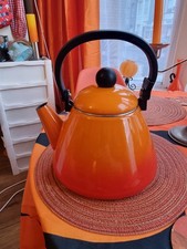 VINTAGE RETRO LE CREUSET KONE KETTLE VOLCANIC ORANGE GAS ELECTRIC INDUCTION HOB