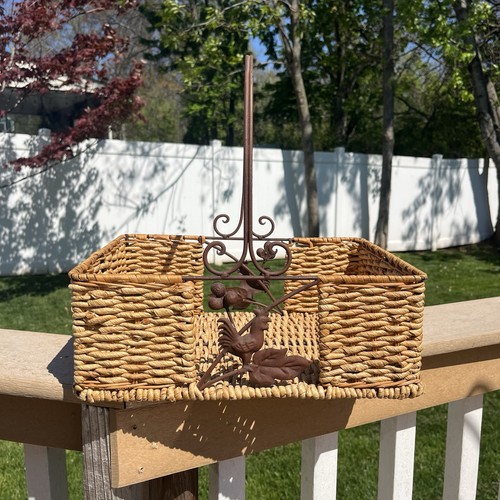 Rooster basket metal - rooster, wicker