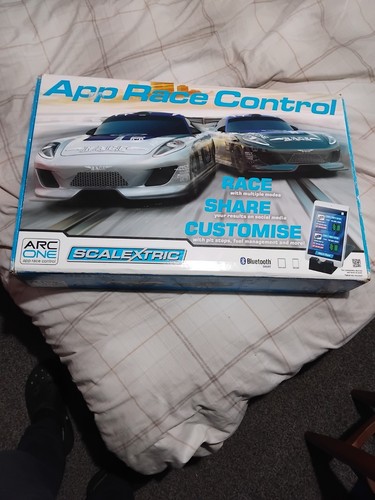 Scalextric arc one app race - scalextric,