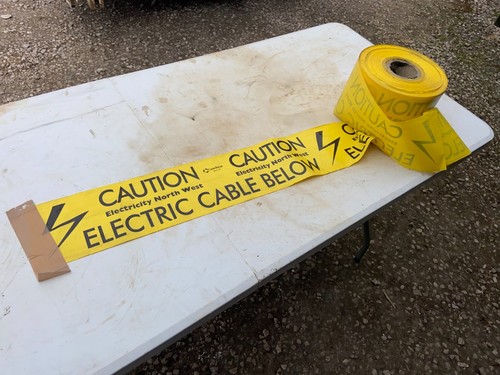 Caution electric cable - caution, below