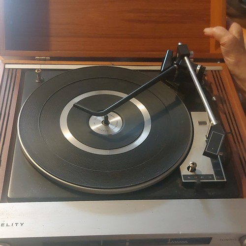 Vintage fidelity record player - fidelity,
