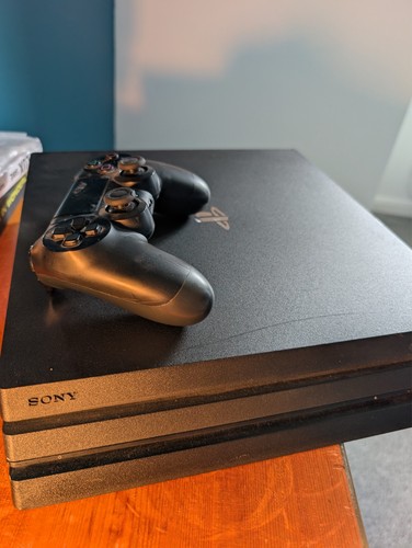 Sony playstation pro 1tb - 4,