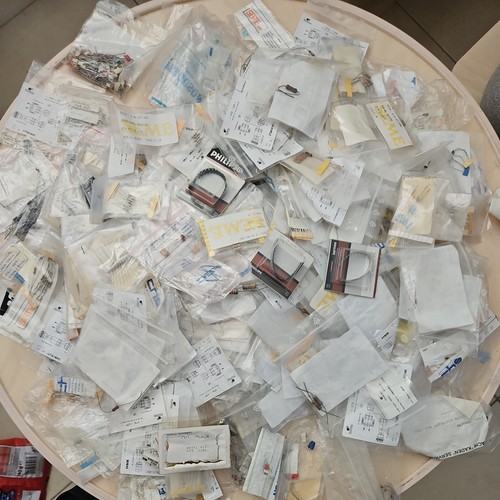 Electronic components job lot - electronic,