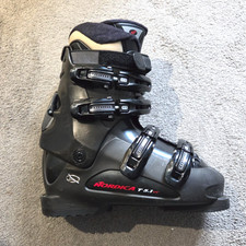 Women's Nordica Ski Boots. Black. Approx 6 - 7 UK Shoe Size