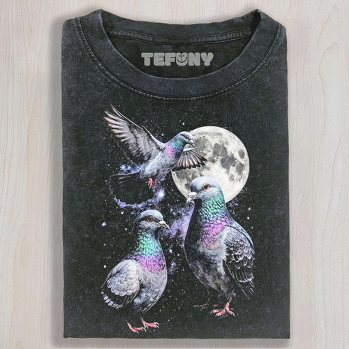 Three pigeon moon - moon, tee