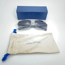 Louis Vuitton Attitude Z0260U