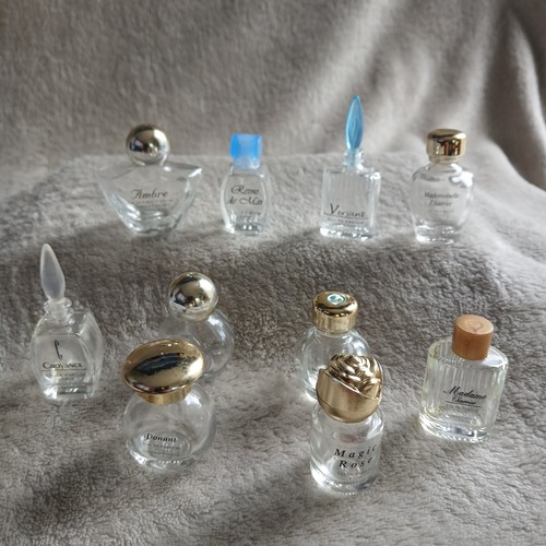 Empty collectable purfume - collectable,