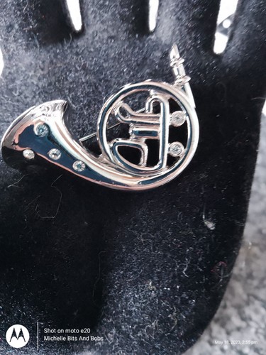 Ciro french horn - horn, brooch