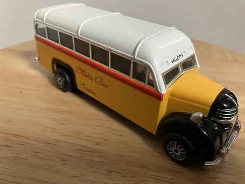 Malta bus metal - malta,