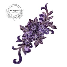 Gorgeous 3D applique motif