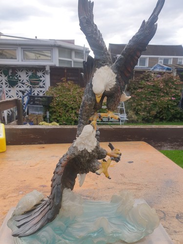 Unknown eagles sculpture - unknown,