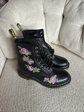 BRAND NEW Dr. Doc Martens 1460
