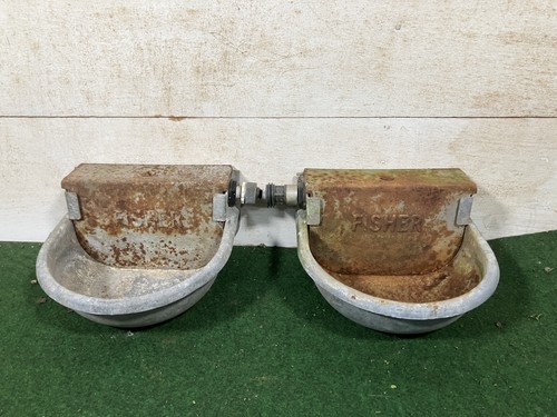 Galvanized cattle drinker - galvanized,