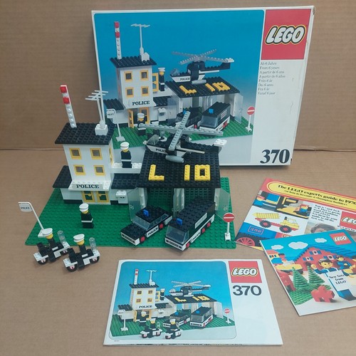 Vintage lego police station - lego,