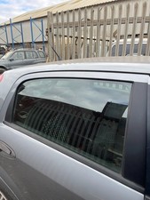 Fiat Punto MK3 2006 - Off Side Rear Door Window Glass 43R-001583
